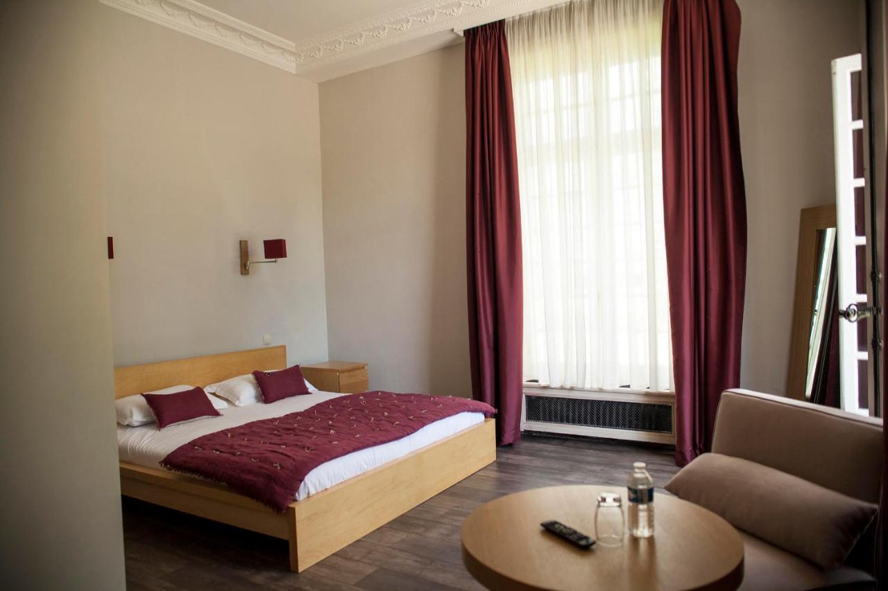 Le Domaine De Barbizon Hotel Saint-Martin-en-Biere Exterior photo